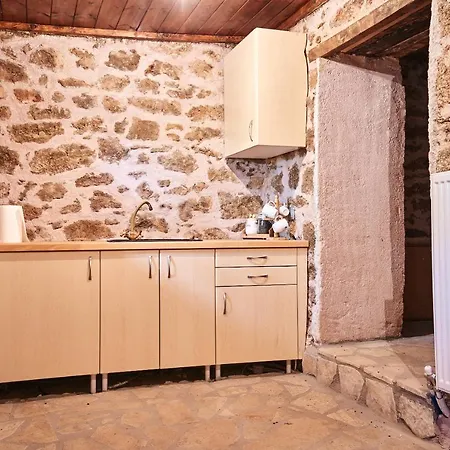 Elisson Guest house