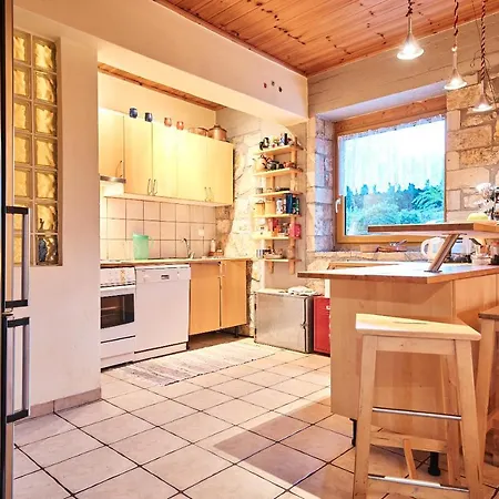 Elisson Guest house 2*
