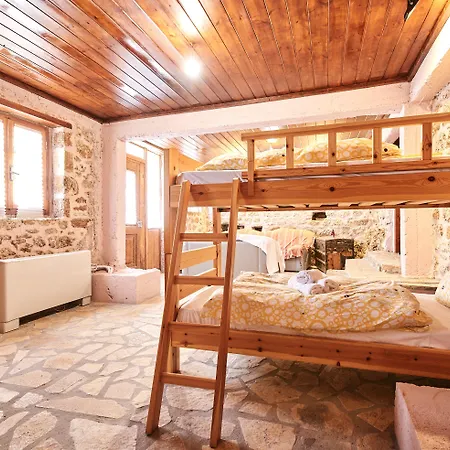 Elisson Guest house